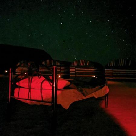 Готель Bedouin Tours Camp Ваді-Рам Екстер'єр фото