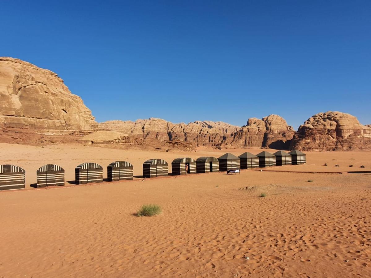 Готель Bedouin Tours Camp Ваді-Рам Екстер'єр фото