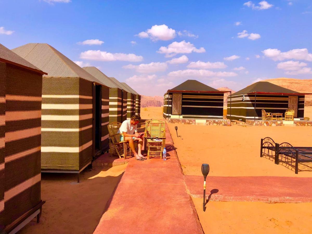 Готель Bedouin Tours Camp Ваді-Рам Екстер'єр фото