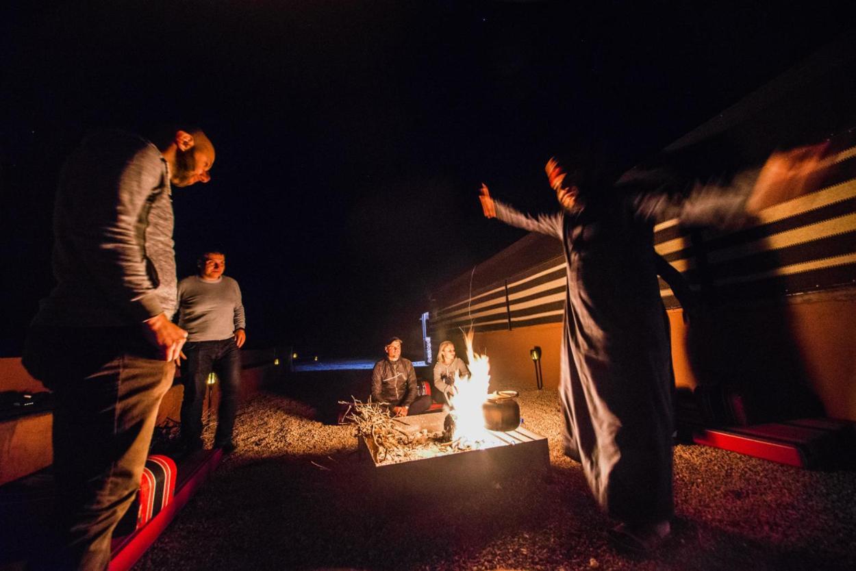 Готель Bedouin Tours Camp Ваді-Рам Екстер'єр фото